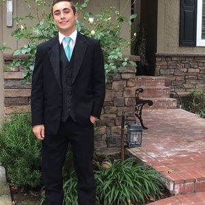 Meet your Posher, Noah